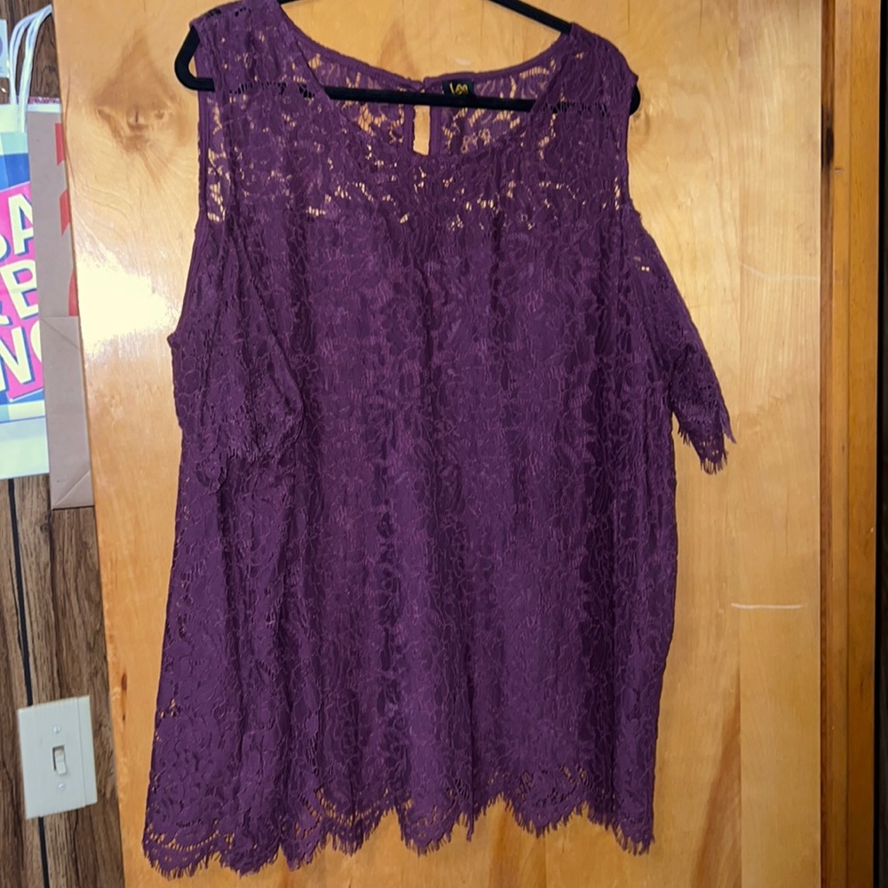Lace Cold Shoulder Lee Top, Purple, Size 3X!